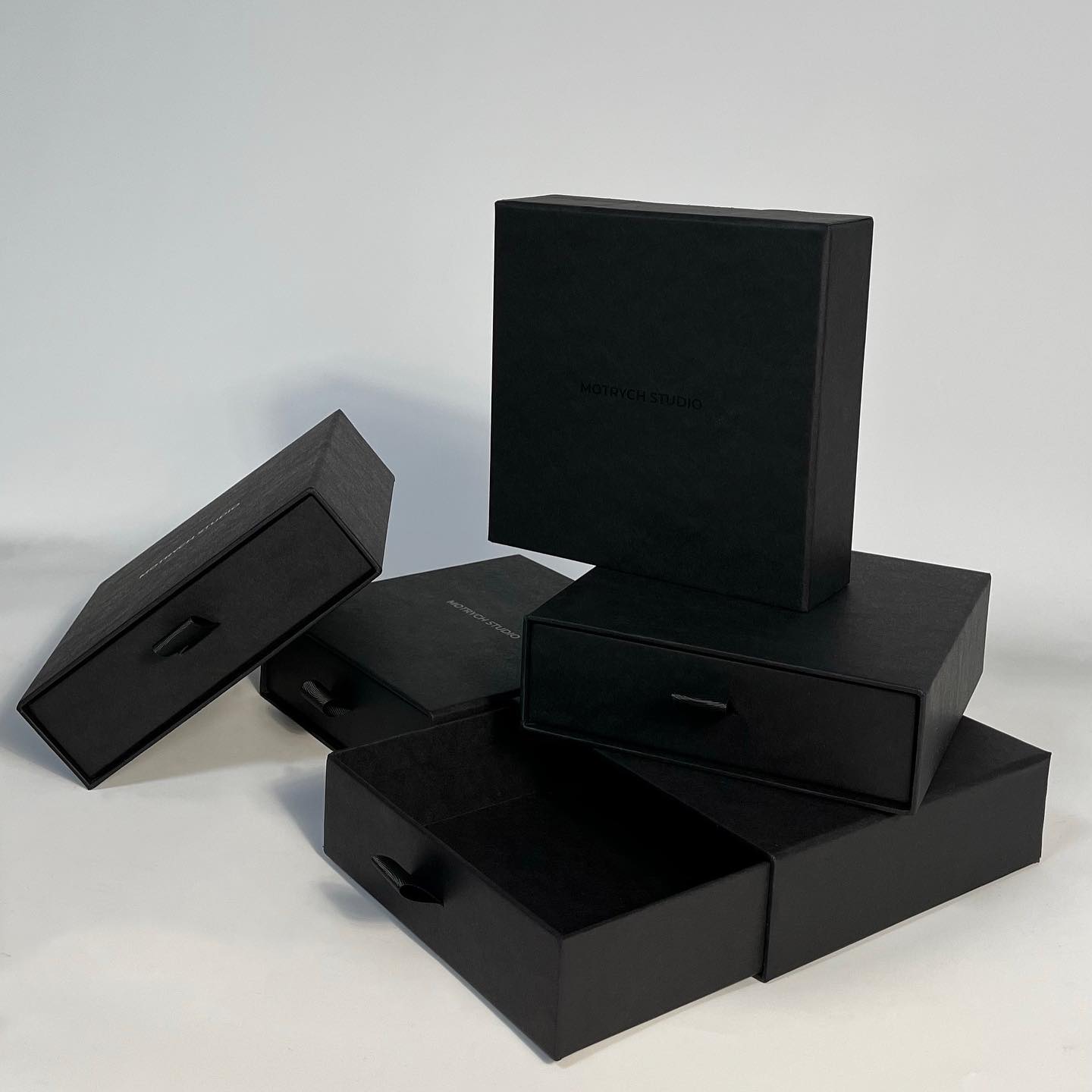 Black matte jewelry boxes 4